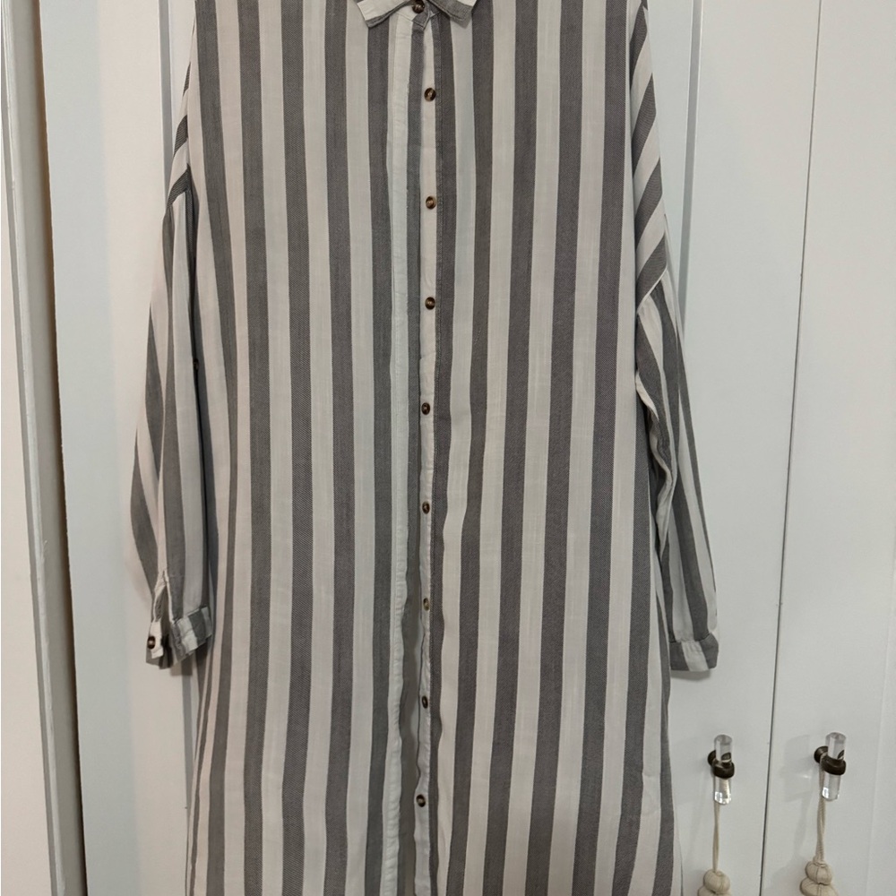 Striped Gray Tunic Top